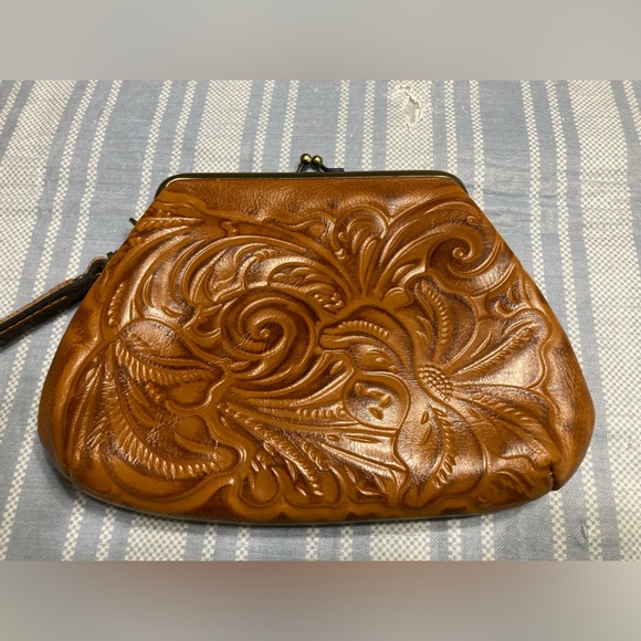 Patricia Nash Handbags - 💛TODAY***$32***NWOT Patricia Nash brown embossed floral leather wristlet.